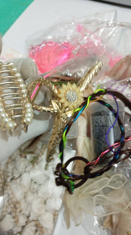 Trendy Hair Accessories Bundle – Wholesale 1KG Pack - Laloo.store