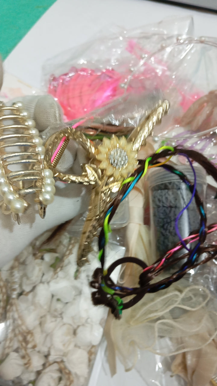 Trendy Hair Accessories Bundle – Wholesale 1KG Pack - Laloo.store